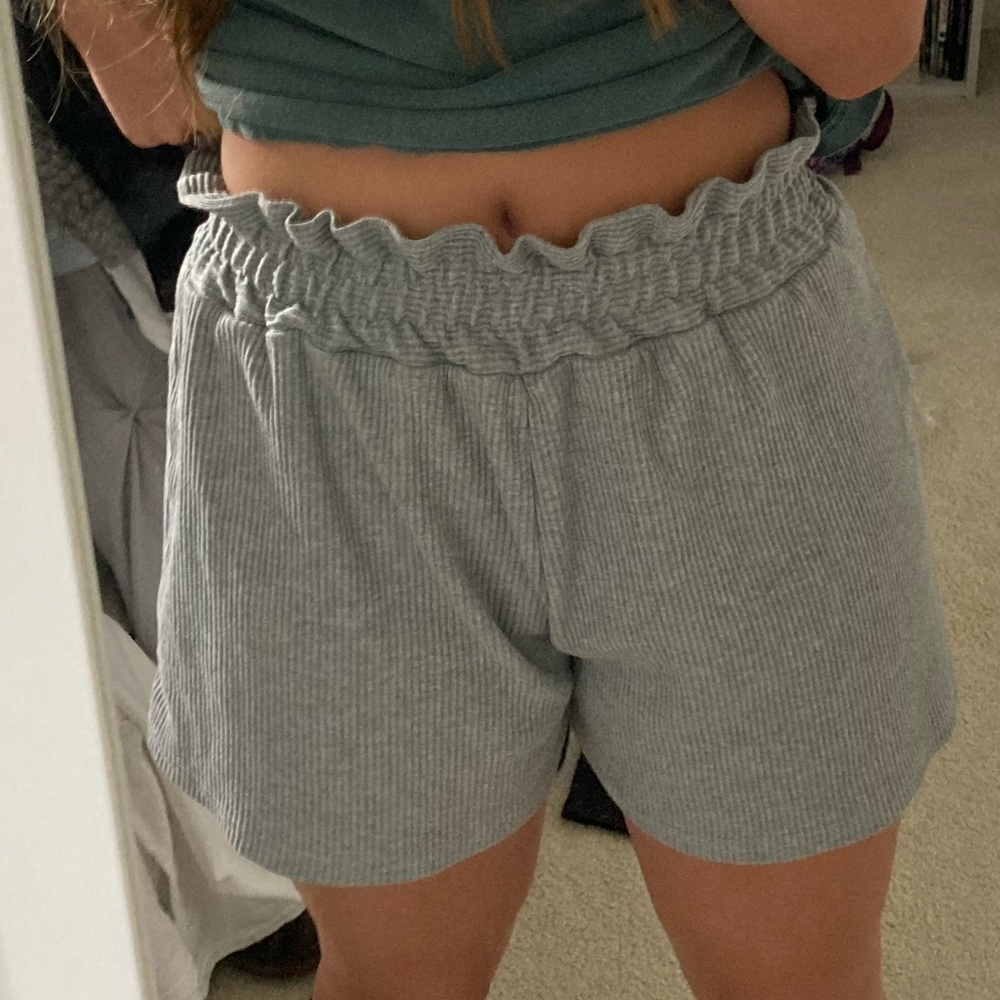 Shein ribbed, ruched waist shorts